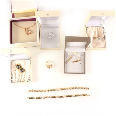 Lot 1402 - A quantity of costume jewellery including Aurora with Swarovski elements, boxed