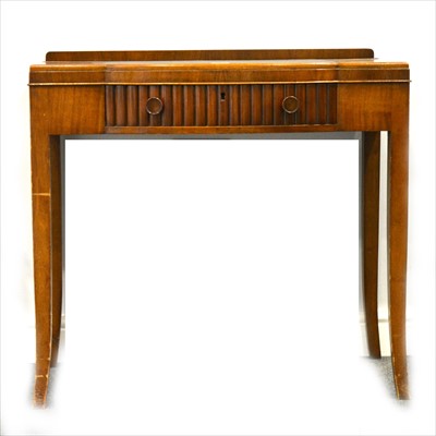 Lot 297 - An Art Deco style walnut writing table