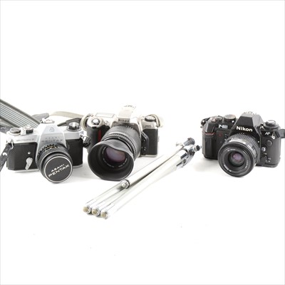 Lot 122 - Cameras: Nikon F-501 camera; Nikon F-65 camera, with Sigma 70-210mm lens, etc