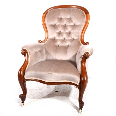 Lot 357 - A Victorian mahogany easy chair