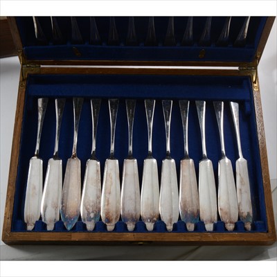Lot 177 - Canteen of plated cutlery by Alexander Clark & Co