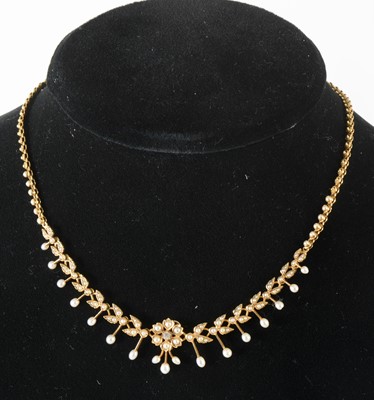 Lot 104 - An Edwardian seed pearl necklace.