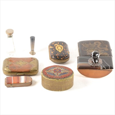 Lot 211 - An Edwardian tortoiseshell purse, etc.