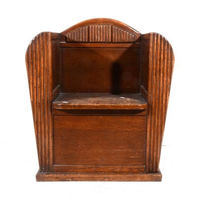 Lot 382 - An Art Deco oak hallseat