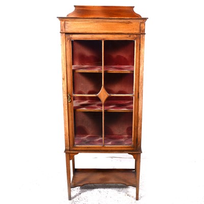 Lot 15 - An Edwardian inlaid mahogany china cabinet