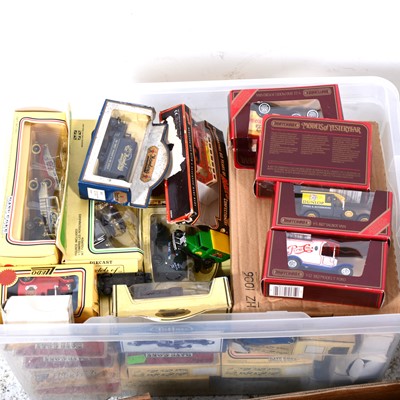 Lot 171 - Large quantity of modern die-cast models, including Lledo, Matchbox models, and others.