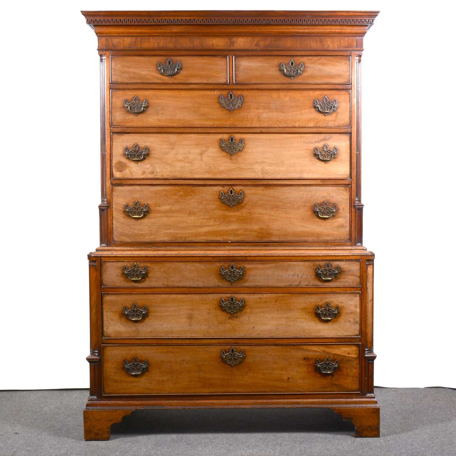 Lot 474 - A George III mahogany chest on chest