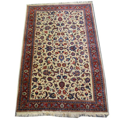 Lot 492 - A Tabriz pattern rug