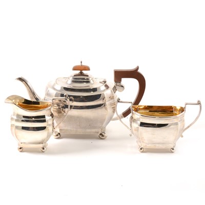 Lot 210 - A Regency style three-piece silver teaset, J.B. Chatterley & Sons Limited, Birmingham 1928-3