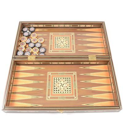 Lot 97 - A mid-century vintage picnic hamper by Brexton, and a modern games board.