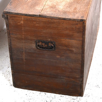 Lot 95 - A Victorian boarded oak blanket box