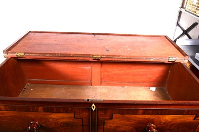 Lot 69 - A William IV mahogany chest of drawers