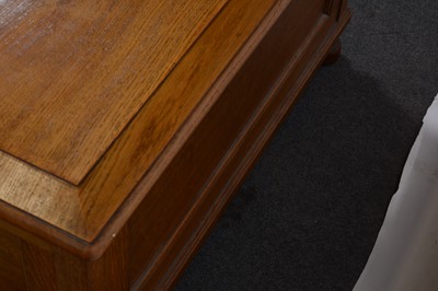 Lot 1562 - Craftsman made oak blanket box, 20th Century