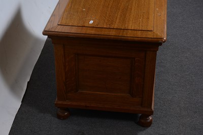 Lot 1562 - Craftsman made oak blanket box, 20th Century
