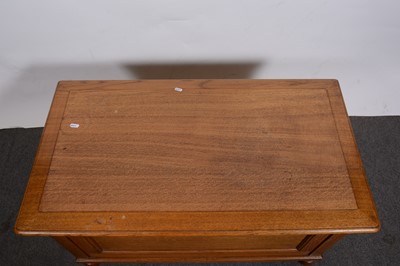 Lot 1562 - Craftsman made oak blanket box, 20th Century