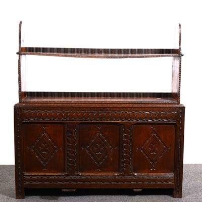 Lot 1538 - A joined oak and pine narrow hall unit