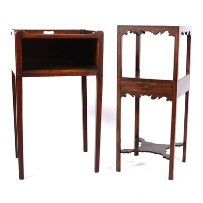 Lot 1552 - Two mahogany night stands