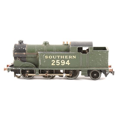Lot 158 - Hornby Dublo OO gauge model railway locomotive; EDL7 'Southern' 2594, pre-war example, unboxed.