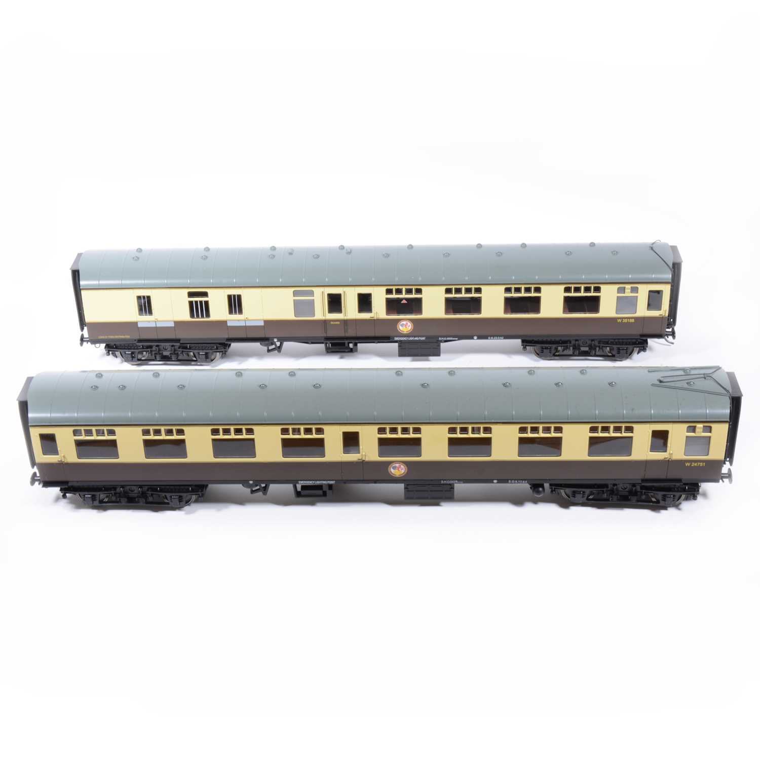 Lot 76 - The Gauge 1 model co G scale, 45mm passenger coaches, BR W24746, W34888, W24380 (x2), W24751, W35188, (6).