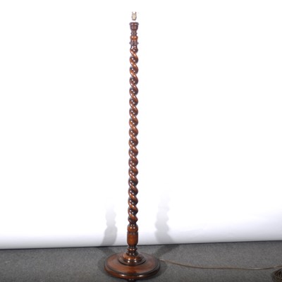 Lot 589 - An oak standard lamp