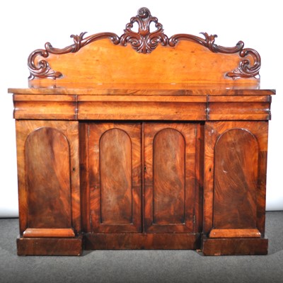 Lot 610 - Victorian mahogany chiffonier