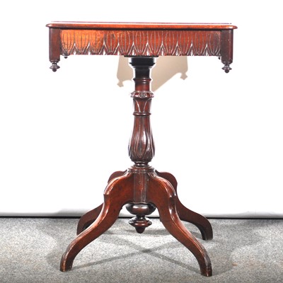 Lot 594 - A Victorian mahogany pedestal table