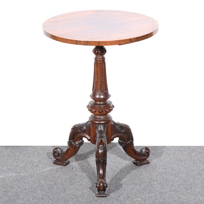 Lot 478 - A Victorian pedestal table