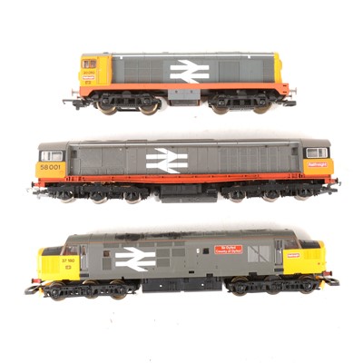 Lot 143 - Three Hornby and Lima OO gauge model railway diesel Railfreight locomotives