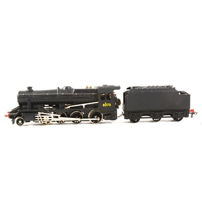 Lot 523 - Wrenn Railways OO gauge model railway locomotive W2225A class 8F BR black no.8073