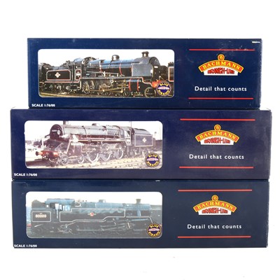 Lot 562 - Three Bachmann OO gauge model railway locomotives 32-350, 32-501 and 32-160.