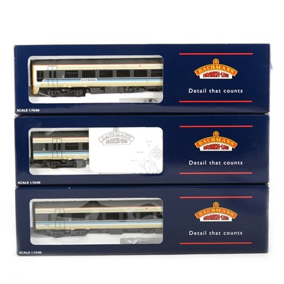 Lot 577 - Bachmann OO gauge model railway locomotive set 31-511 158 3 Car DMU 'Express', boxed.