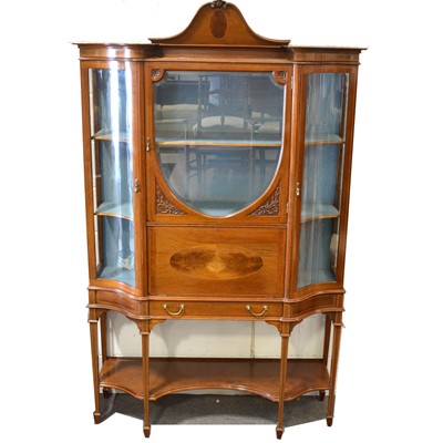 Lot 146 - An Edwardian mahogany inlaid display cabinet, by Maple & Co