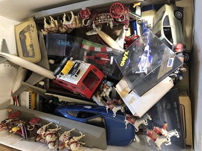 Lot 197 - Two boxes of modern die-cast models; including Burago, Onyx, Dinky Atlas, Lledo, and others, some boxes and some loose.