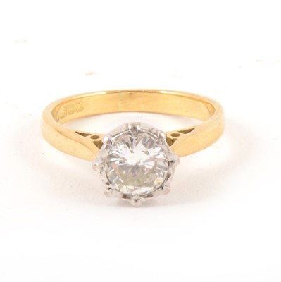Lot 109 - A diamond solitaire ring.
