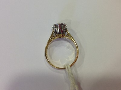 Lot 109 - A diamond solitaire ring.