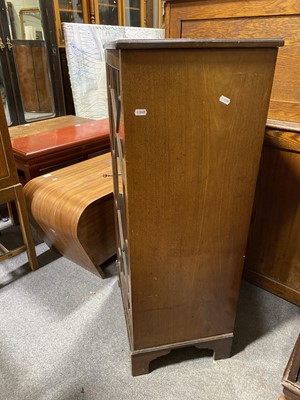 Lot 460 - A small Edwardian mahogany display cabinet.