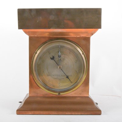 Lot 231 - A zero setting rain gauge, Negretti & Zambra, London, copper cased, 26cm.