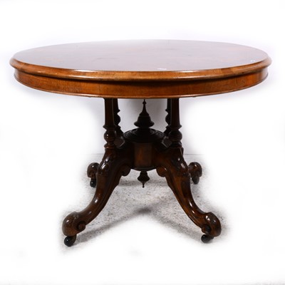 Lot 1521 - A Victorian figured walnut centre table