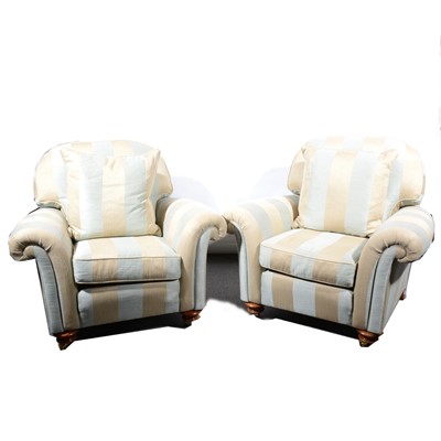 Lot 600 - A pair of contemporary armchair, by Duresta