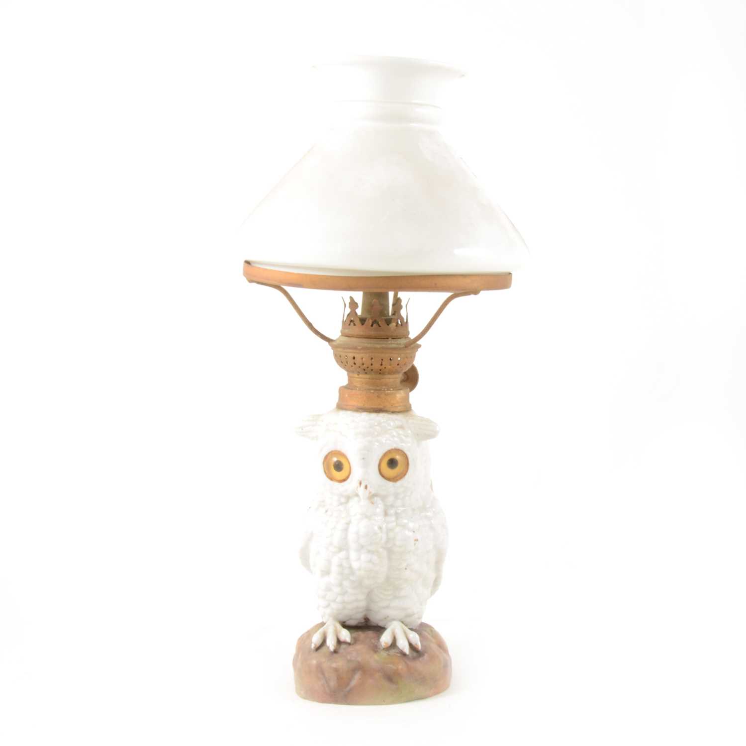 Lot 103 - Edwardian porcelain Owl nursery oil lamp