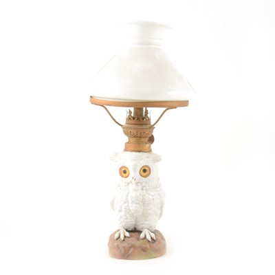 Lot 103 - Edwardian porcelain Owl nursery oil lamp