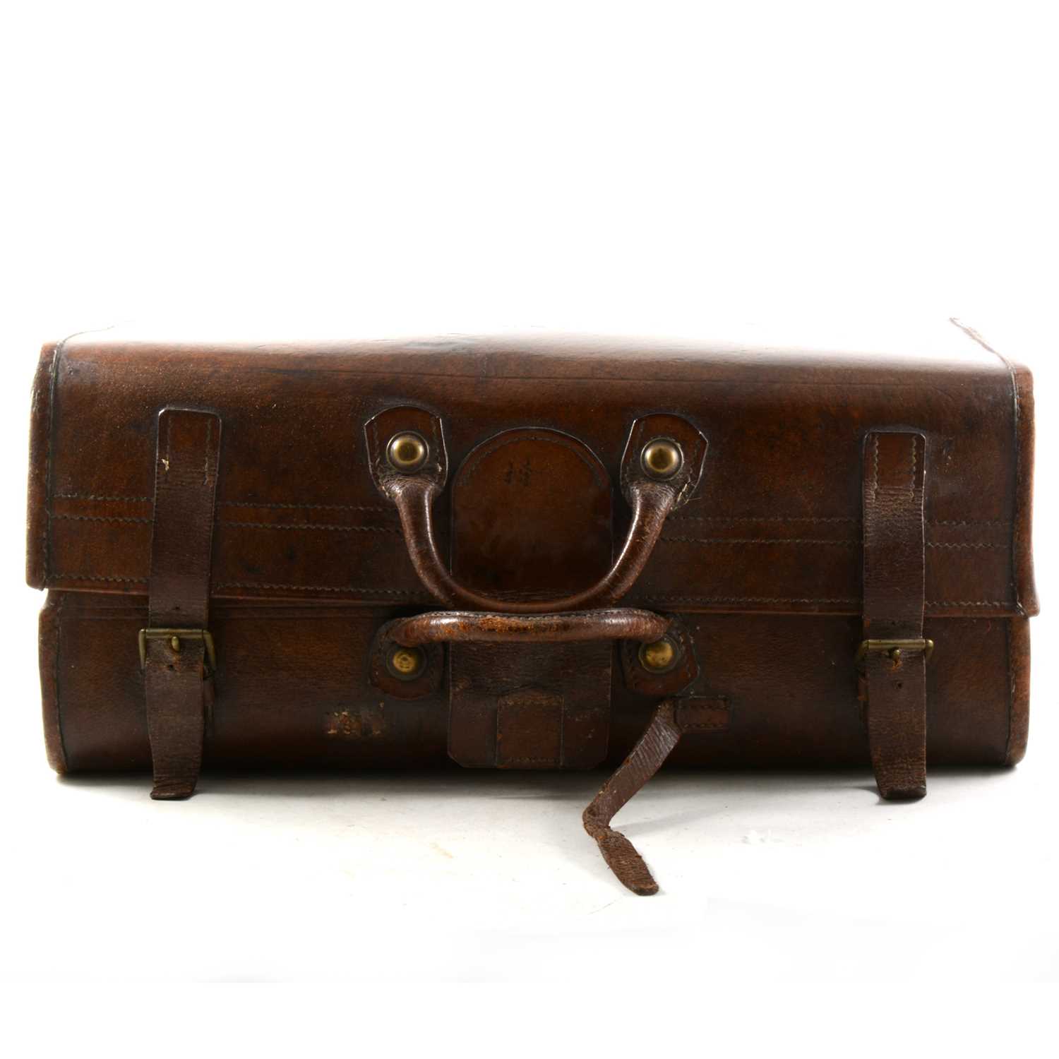 Lot 229 - A vintage leather suitcase