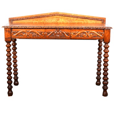 Lot 33 - A Victorian oak hall table
