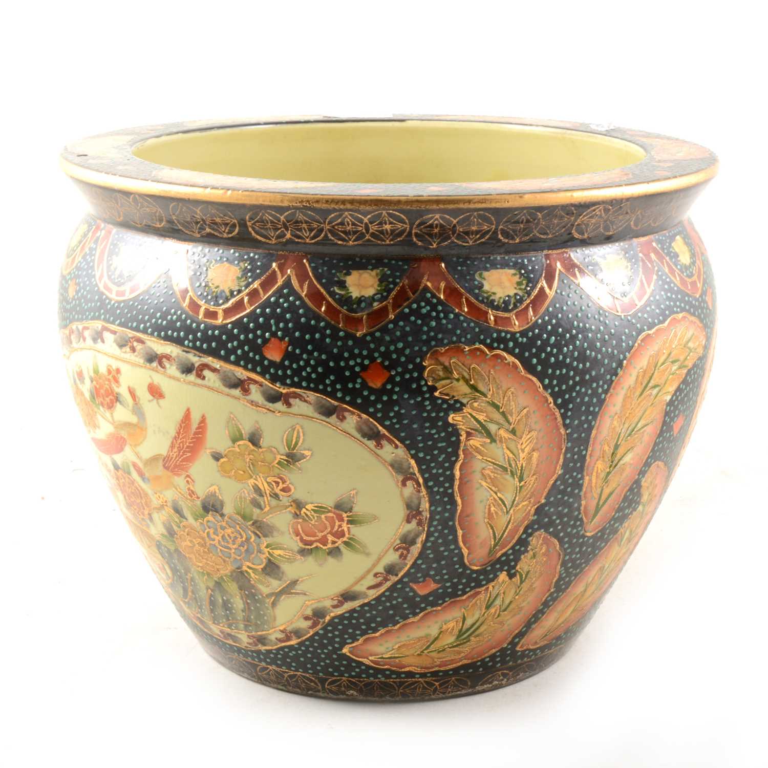 Lot 131 - A modern Chinese pottery jardiniere