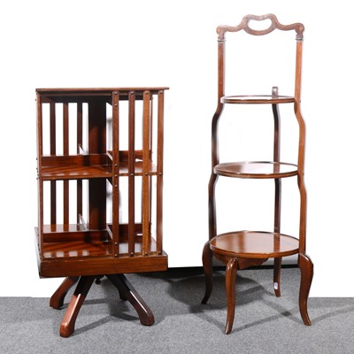 Lot 516 - An Edwardian mahogany revolving bookcase