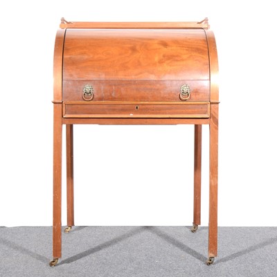 Lot 471 - A Continental mahogany cylinder front bureau