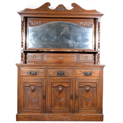 Lot 559 - A large Continental oak sideboard