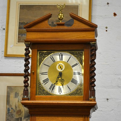 Lot 156 - A modern grandmother clock