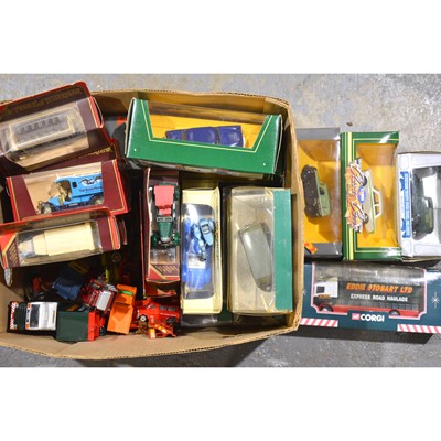 Lot 187 - Modern die-cast models; one box of approximately 30+ models