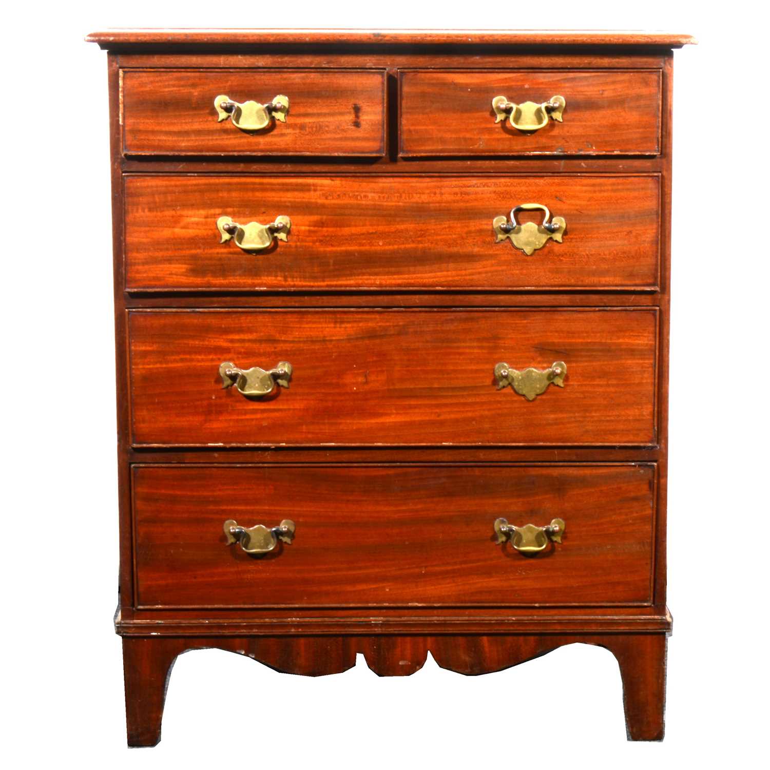 Lot 175 - A mahogany chest of drawers of small size